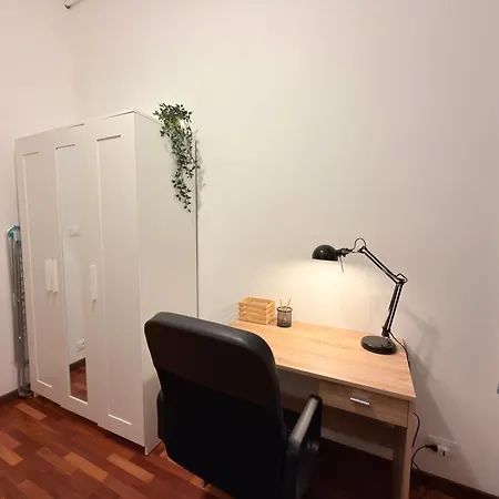 Historic Downtown 2 Bedrooms & Private Parking