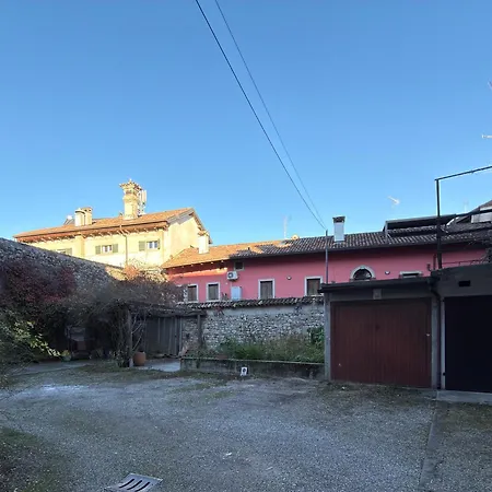 Historic Downtown 2 Bedrooms & Private Parking Cividale del Friuli