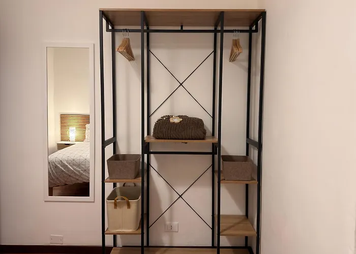 Historic Downtown 2 Bedrooms & Private Parking Apartman