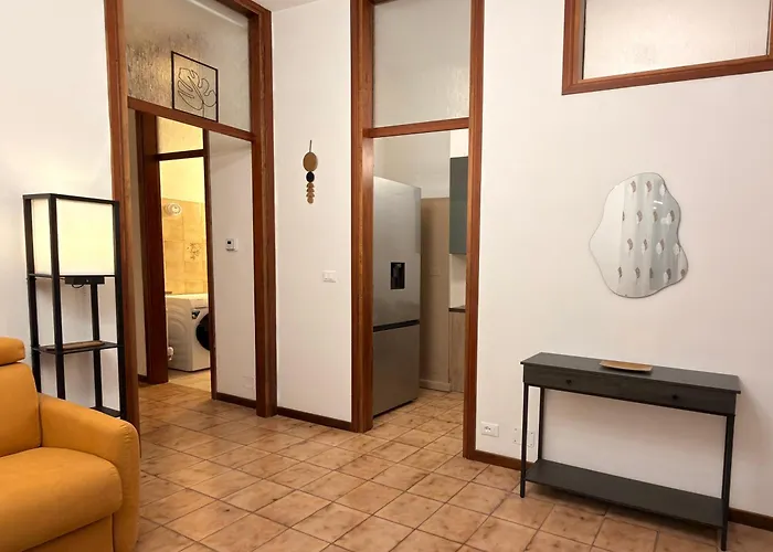 Apartman Historic Downtown 2 Bedrooms & Private Parking *